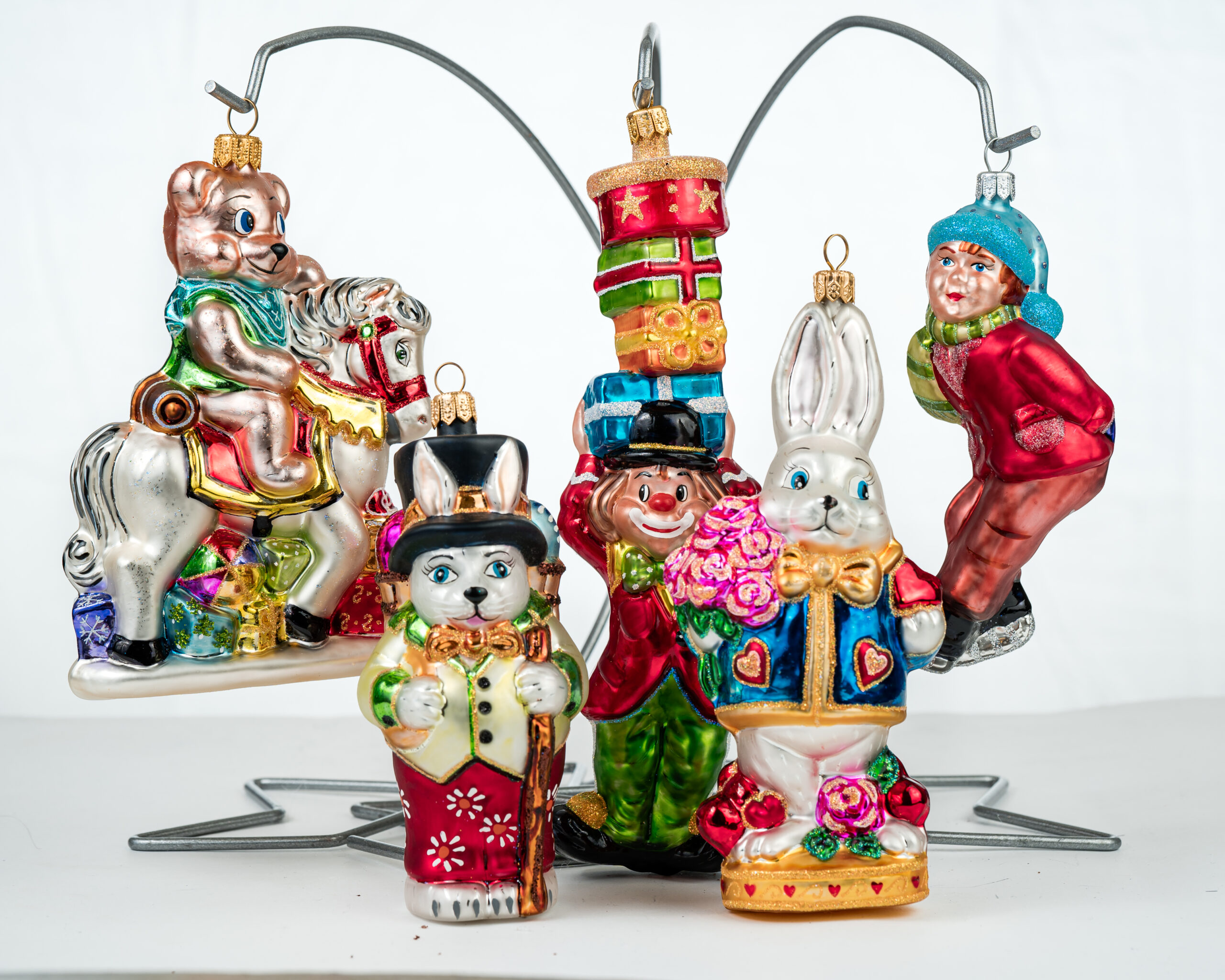 Christmas ornament Bunny with Basket - Image 8