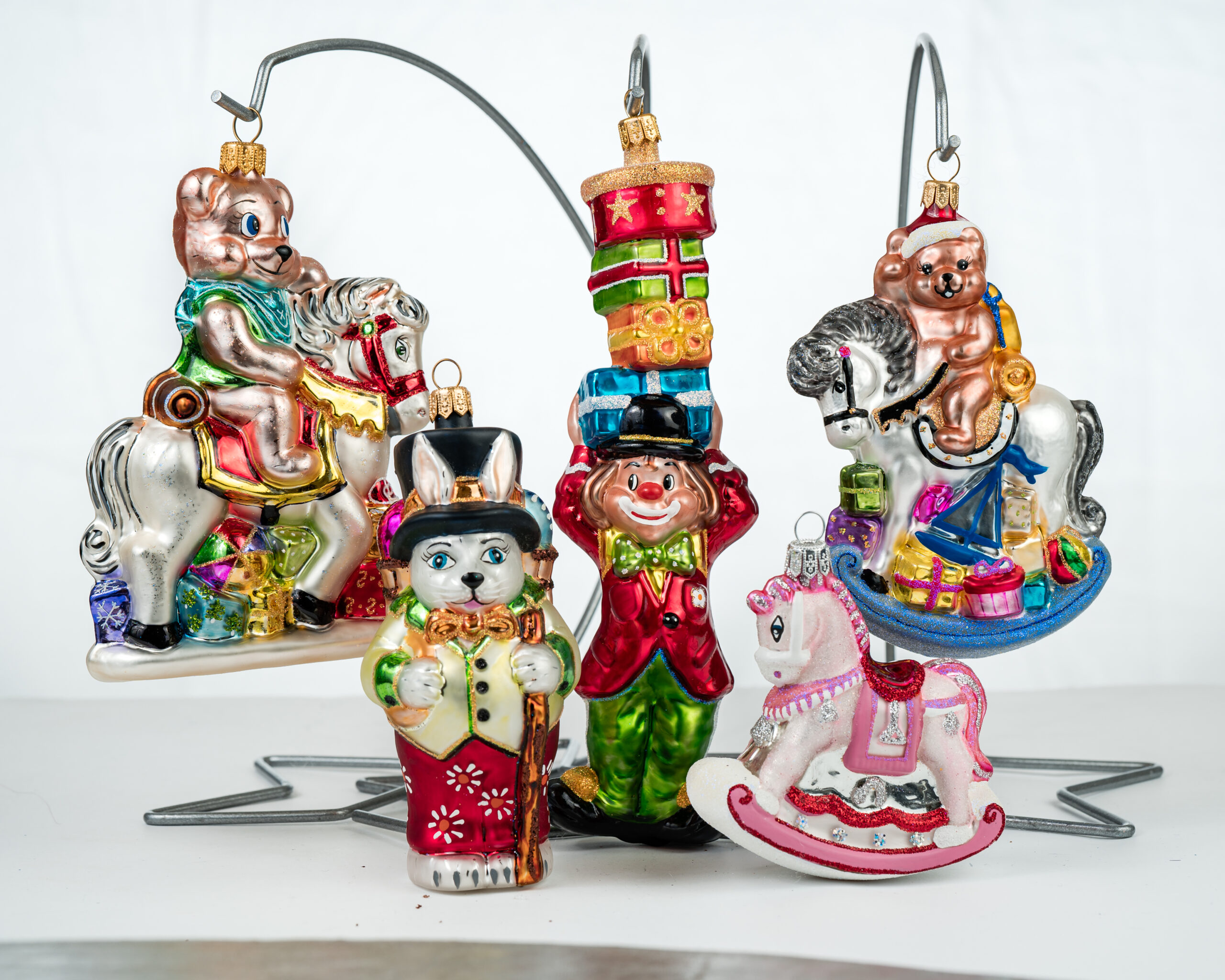 Christmas ornament Clown with Presents - Image 11