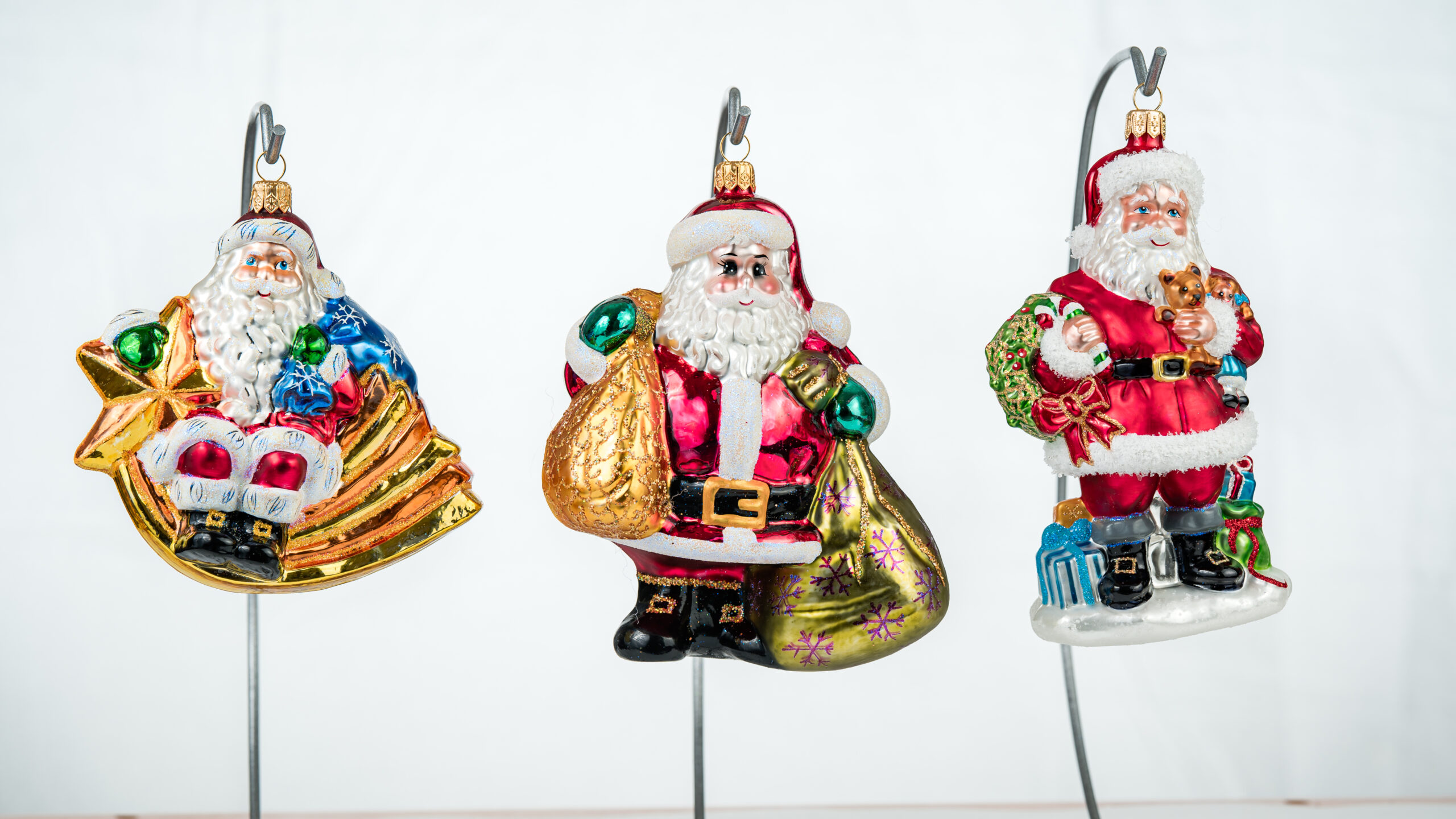 Christmas ornament Santa with Sacks - Image 8