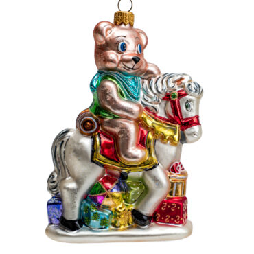Ręcznie wykonana bombka – Duży Miś na Koniu – Luxorna – kolekcja Postacie